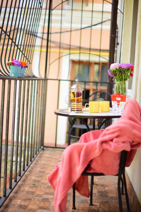Center Of Odessa. Comfortable 2 Rooms Apartment Esterno foto